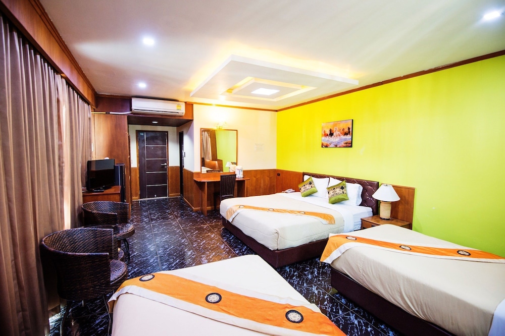 Mr.Mac's Hotel 16/50