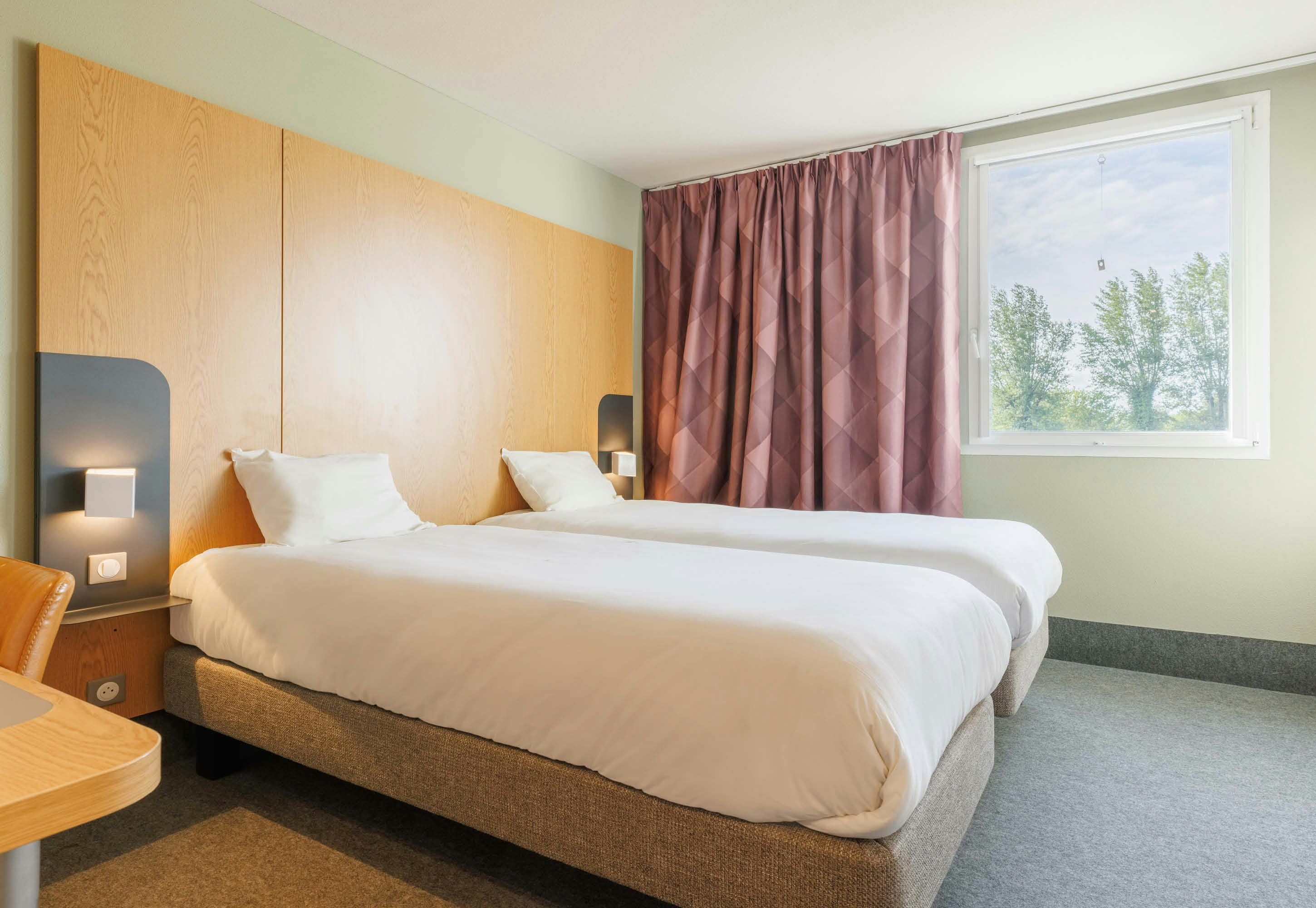B&B Hotel Clermont Ferrand Nord Riom 16/47