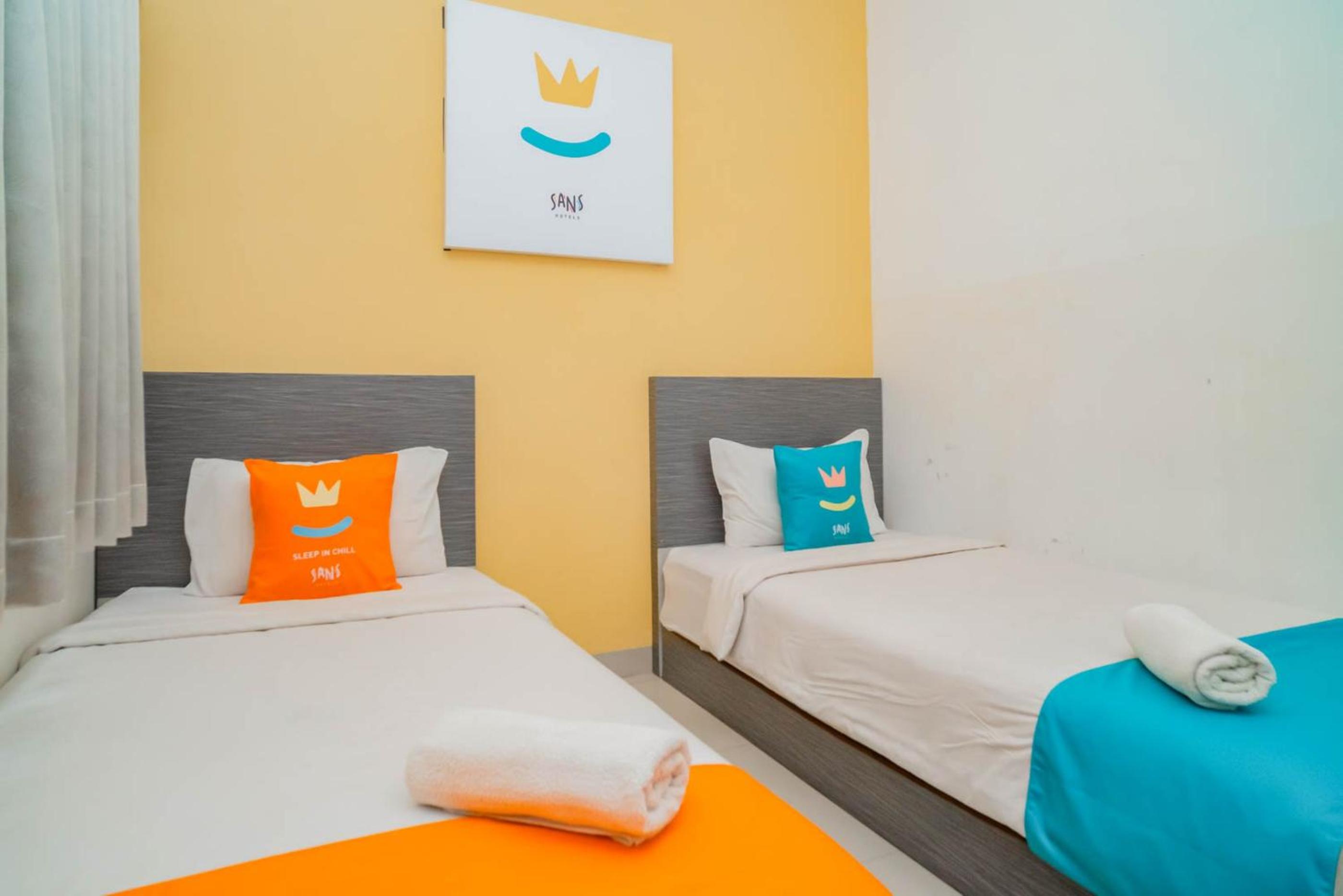 Sans Hotel Widarasari Cirebon 17/55