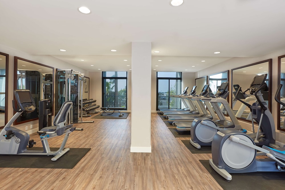 Hyatt Regency Newport Beach West 25/78