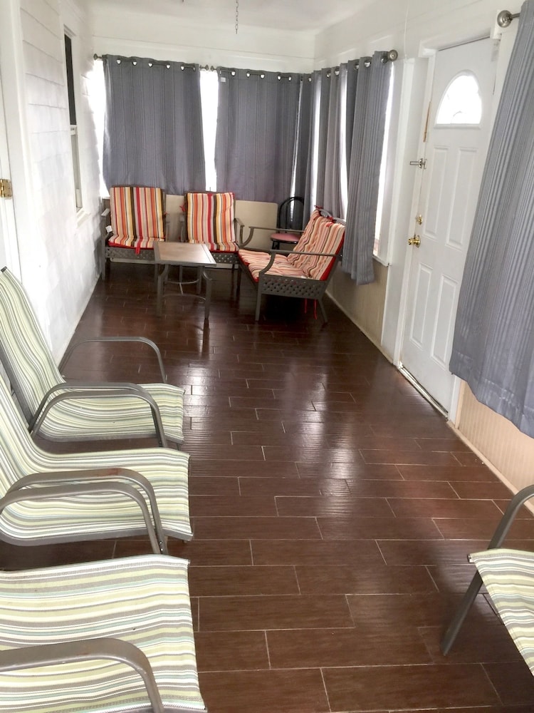 Hc-127 Beach Haus 25/39