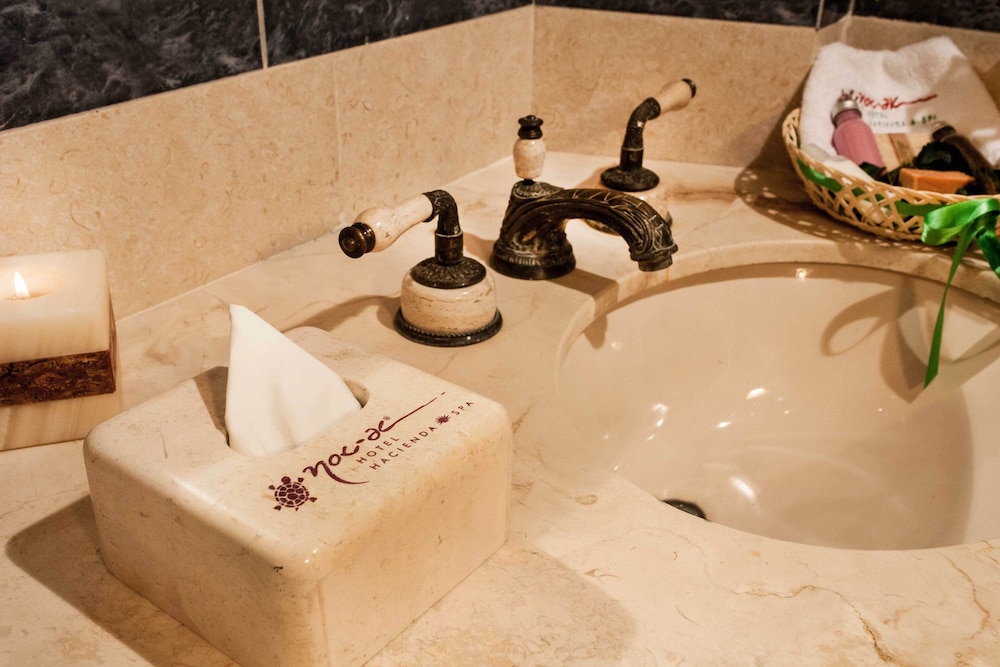 HACIENDA NOC-AC HOTEL & SPA 46/50
