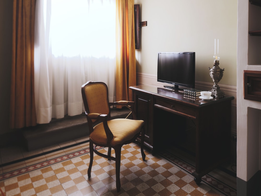 I Portici Hotel Residenza D Epoca 55/72