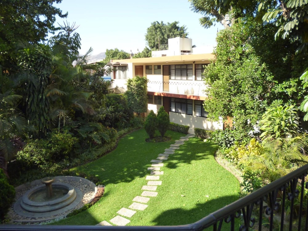 Hotel La Casona del Llano 31/33
