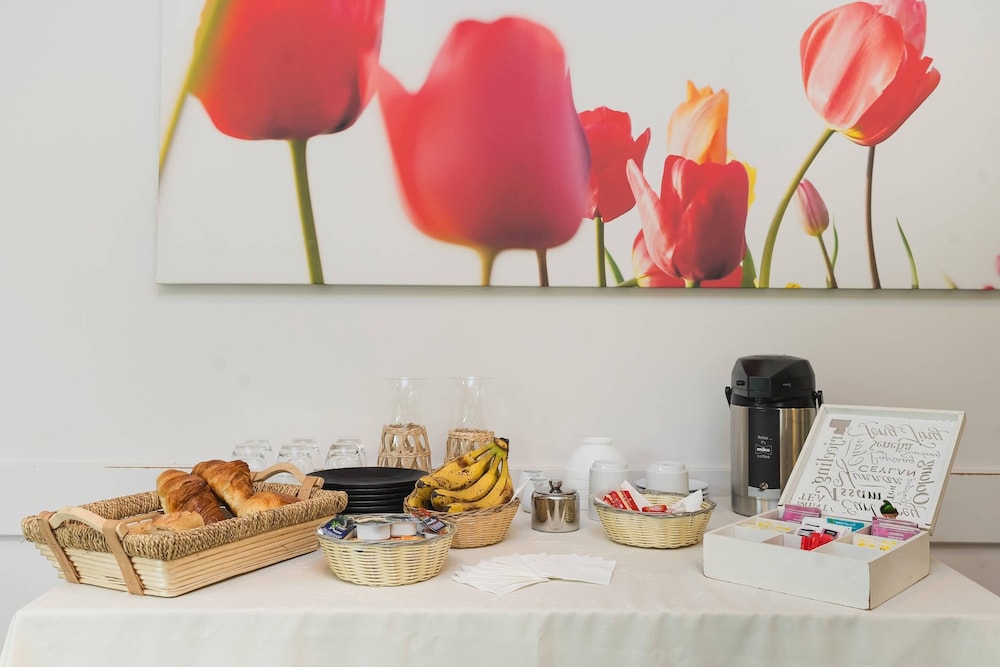 Quality Aparthotel St-Berthevin Laval 7/30