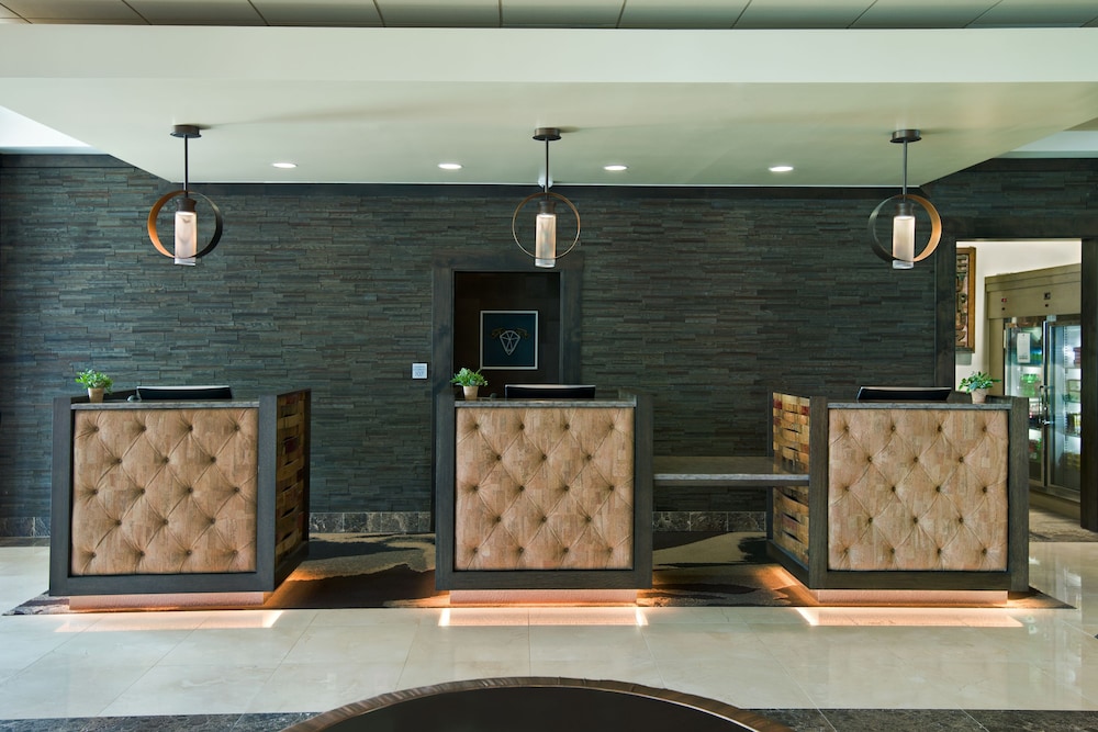 Oxford Suites Sonoma County - Rohnert Park 6/44