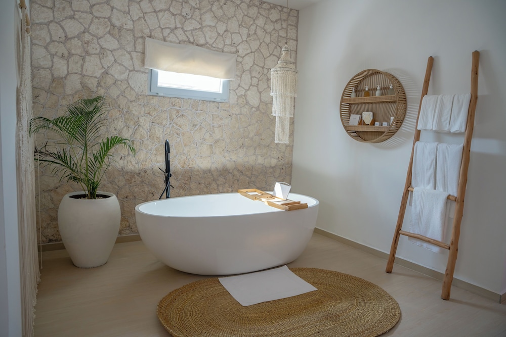 Alma Boutique Hotel 49/50