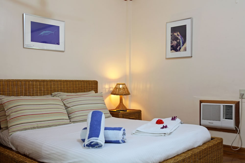 El Galleon Beach Resort Asia Divers 18/68