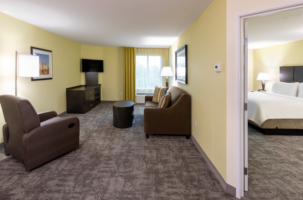 Candlewood Suites Rochester Mayo Clinic Area 37/50
