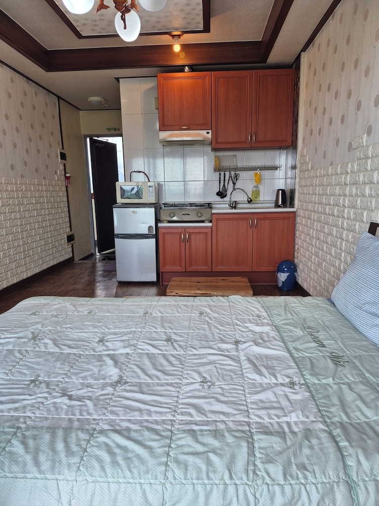 Jun House - Hostel 5/50