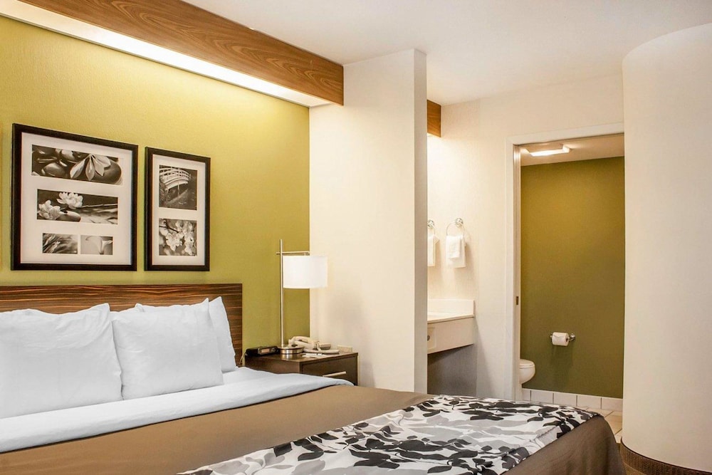 Sleep Inn Sea Tac Airport 8/32