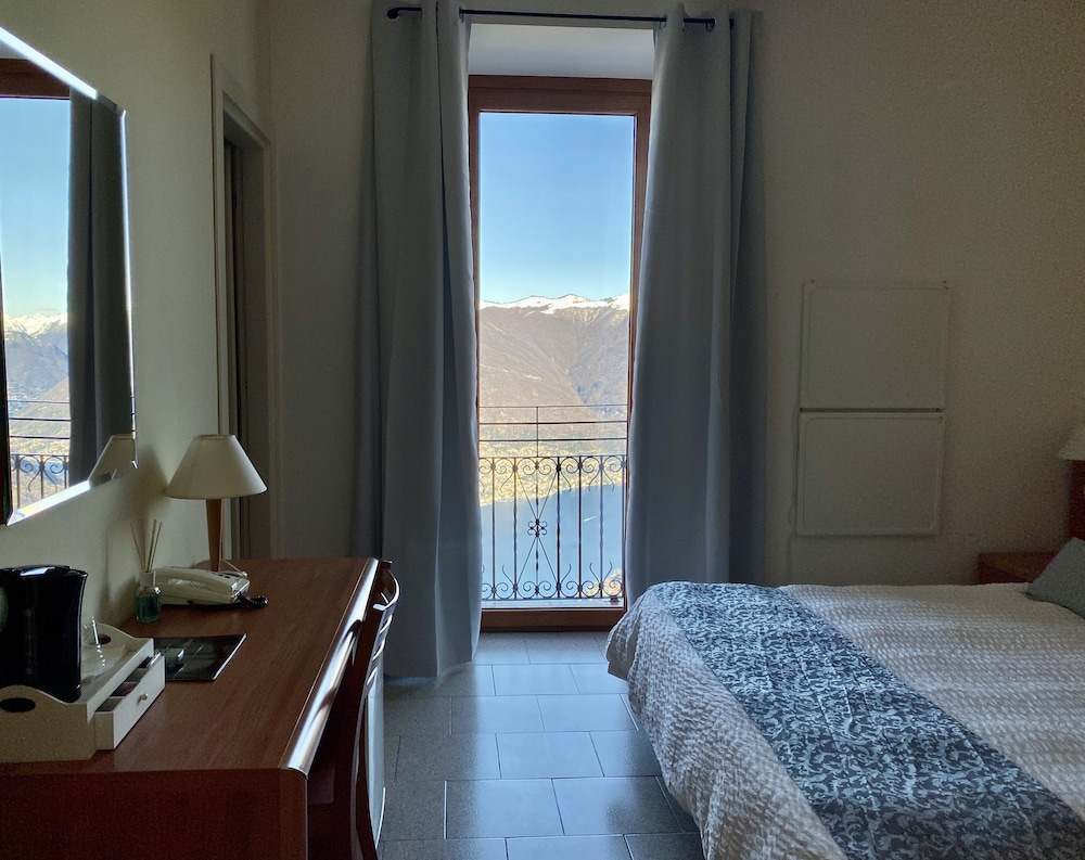 Hotel Paradiso sul Lago 11/50