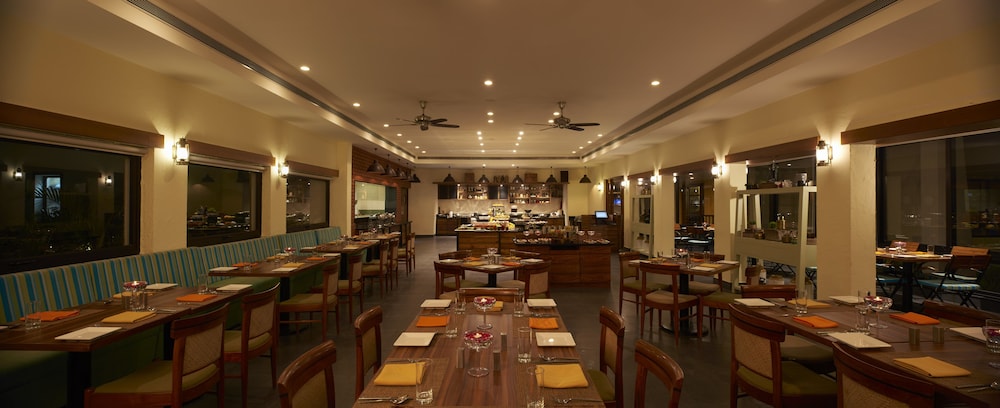 Club Mahindra Kanha 10/17