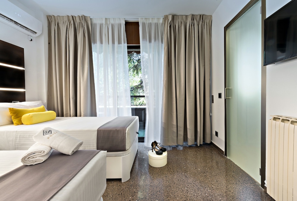 Roisa Hostal Boutique 41/77