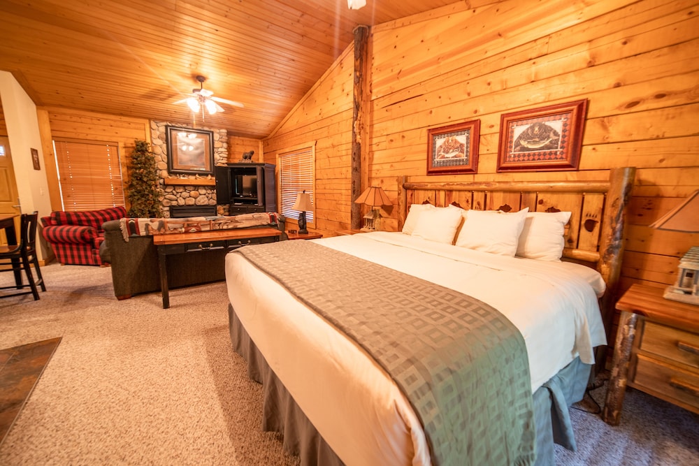 Cabins At Grand Mountain By Thousand Hills Resort 16/49