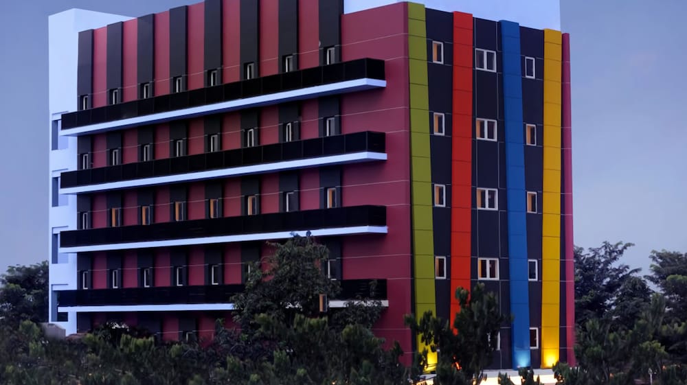 Amaris Hotel Senen 6/33