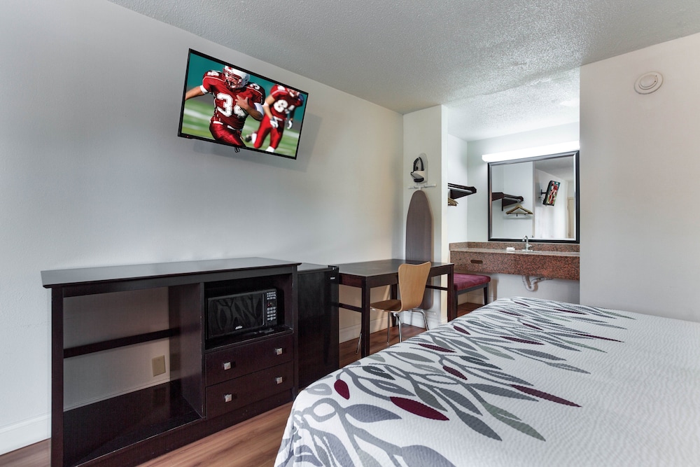 Red Roof Inn Monteagle – I-24 (ex Motel 6 Monteagle TN) 12/28