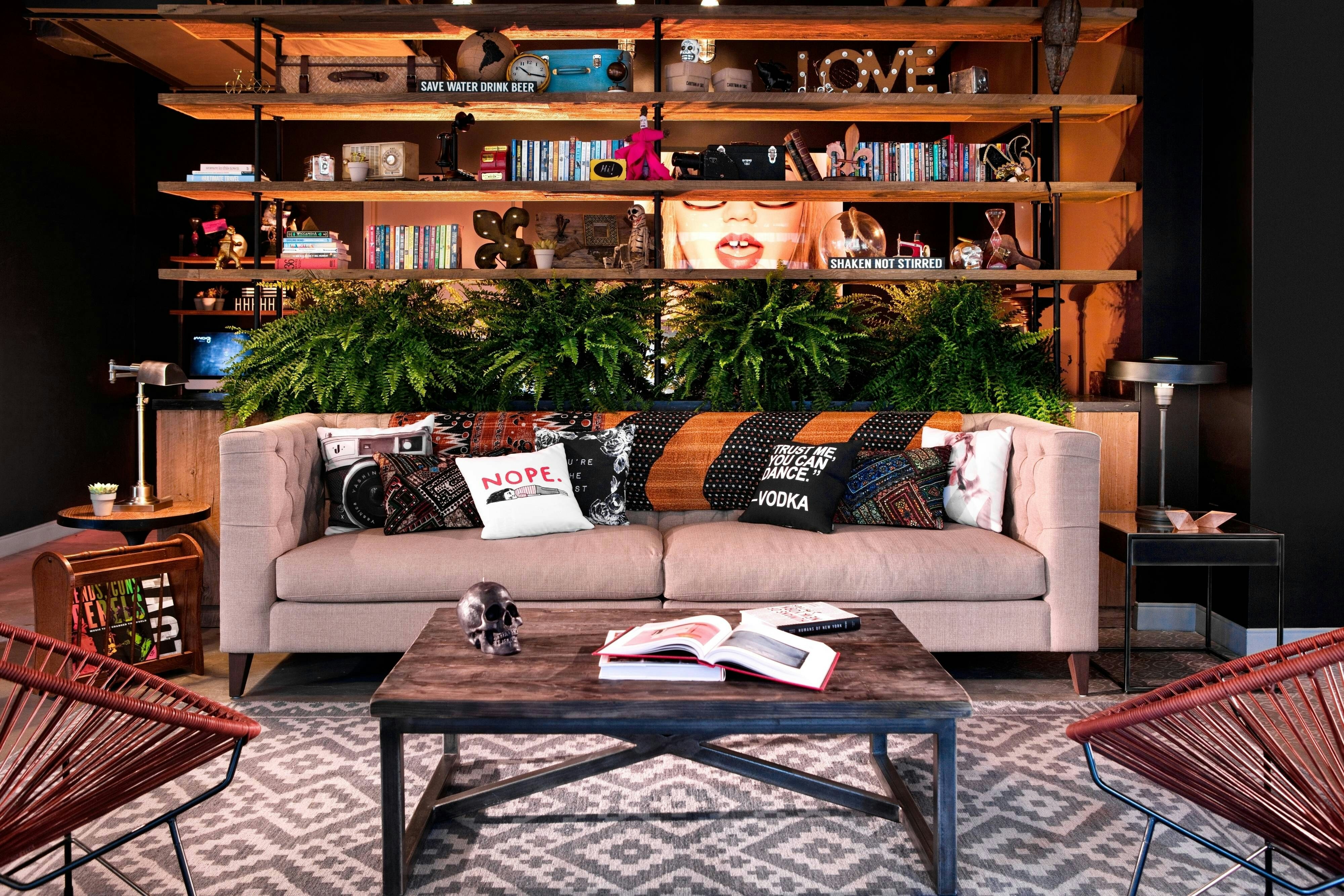 Moxy New Orleans Downtown French Quarter Area 3/8