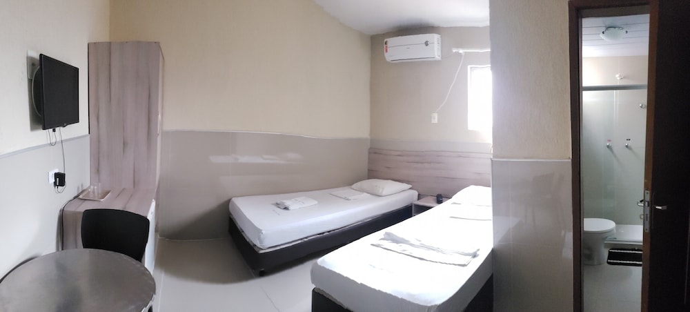 Hotel Uzi Praia 9/16
