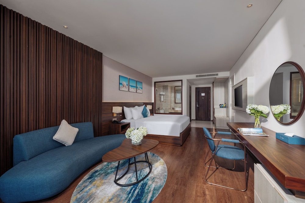 Canvas Hotel 37/58