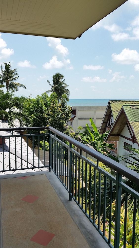 Grand Manita Beach Resort 63/73