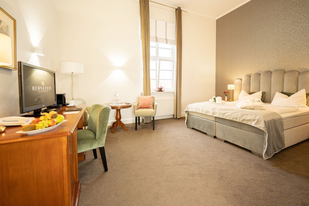 Van Der Valk Schlosshotel Grosser Gasthof 17/59