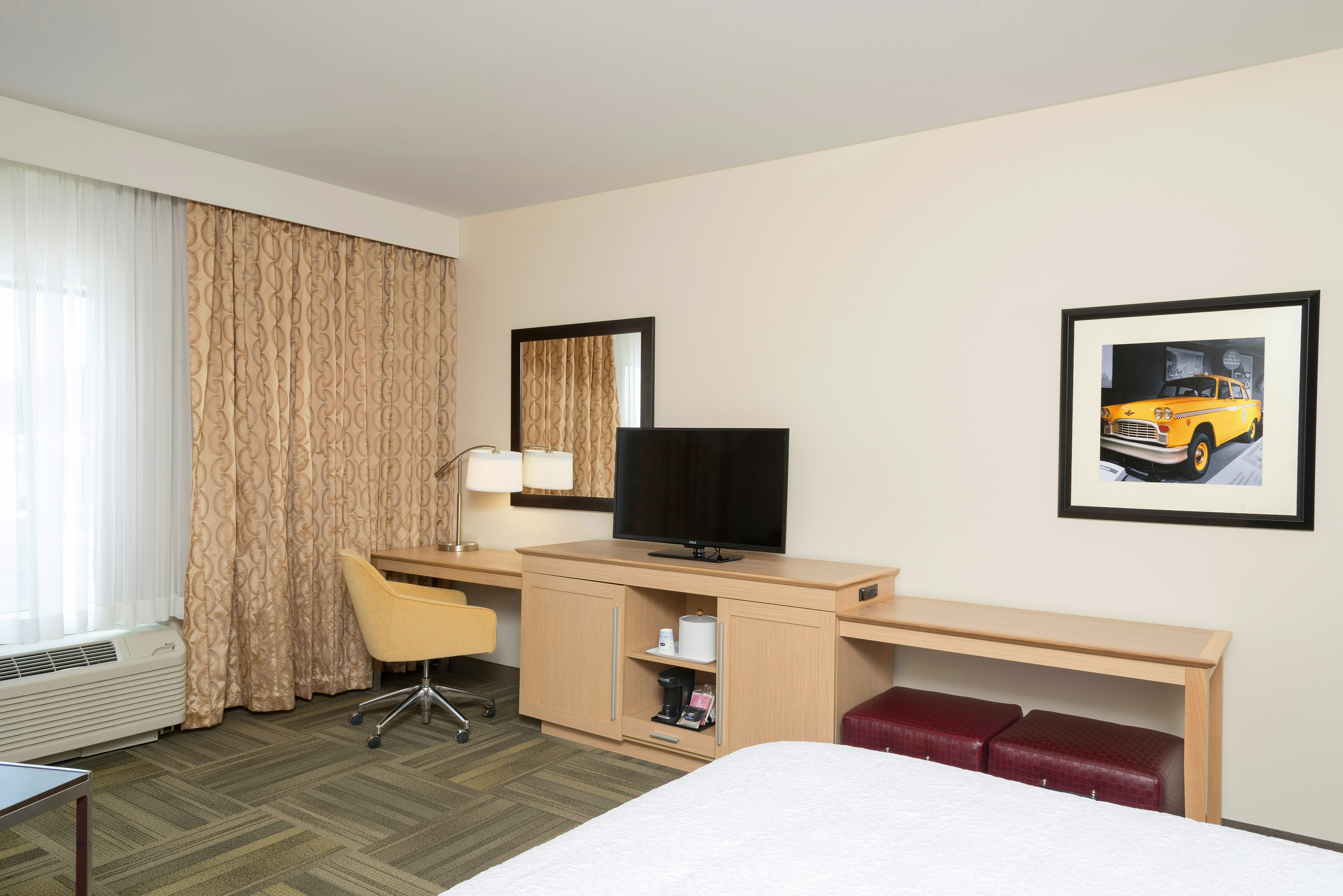 Room, King Bed