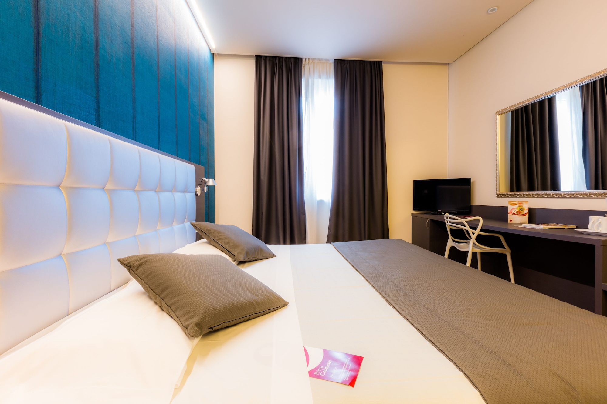 SUPERIOR, DOUBLE BED