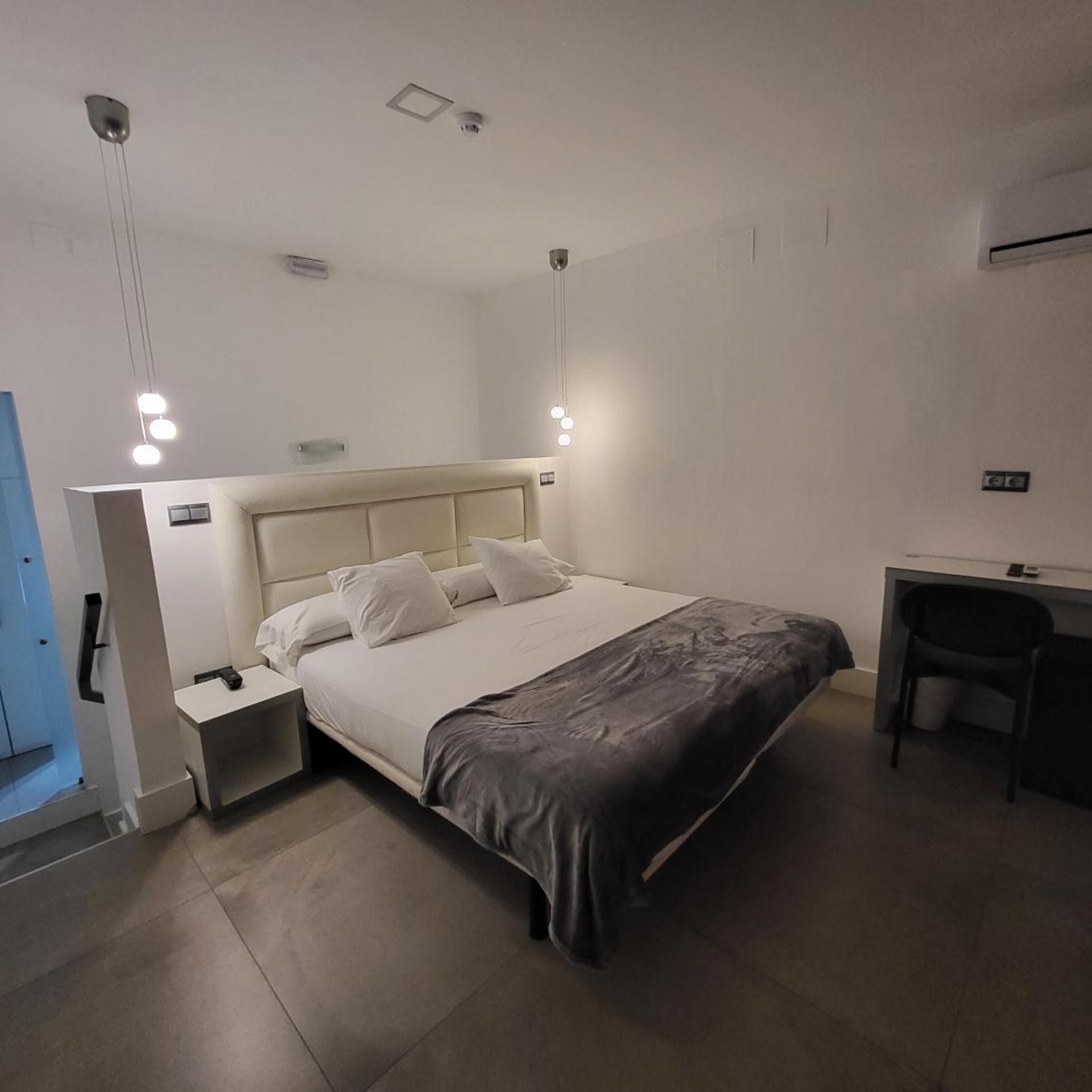 Room at HOTEL NATURSUN, TORREMOLINOS