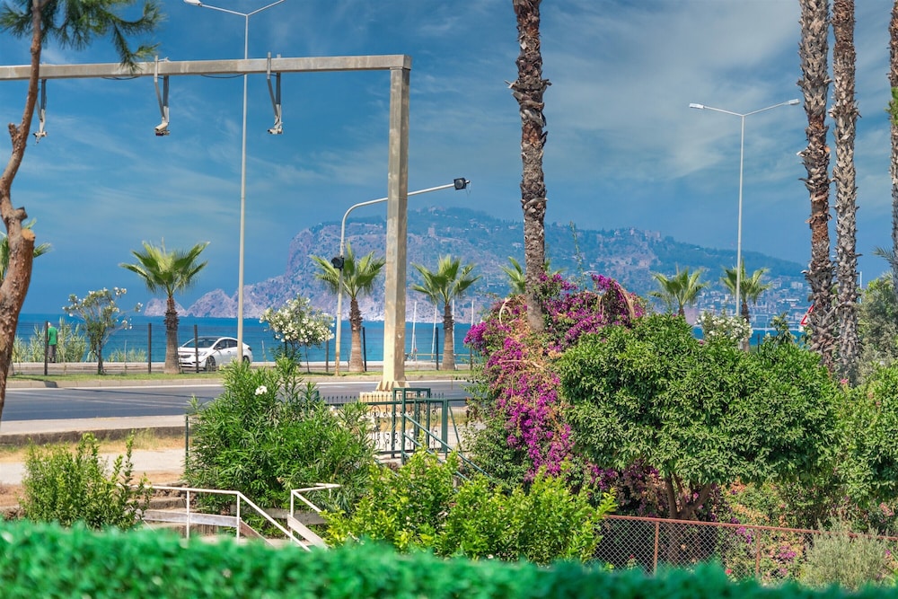 Arsi Paradise Beach Hotel 31/36