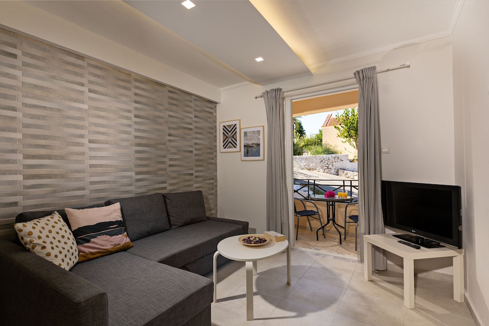 Castello Apartments 25/50