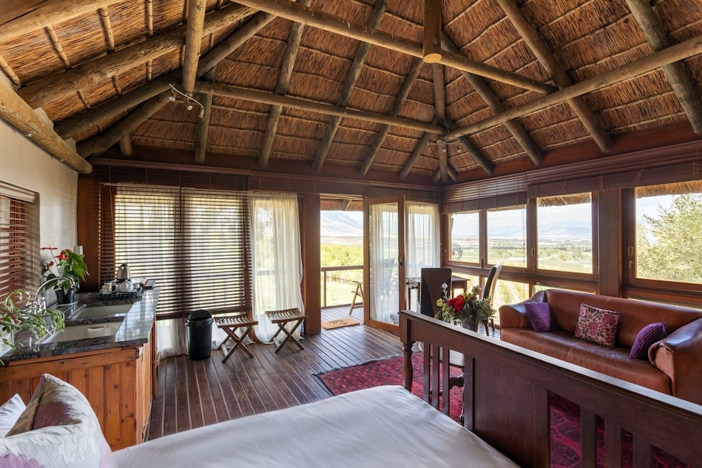 Tulbagh Mountain Manor 25/50