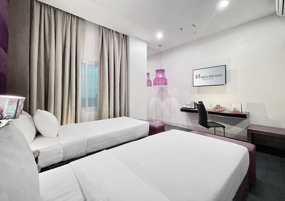 DELUXE, TWIN BEDS
