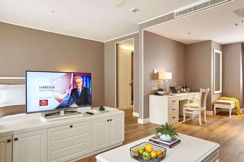 Renata Boutique Hotel 7/41