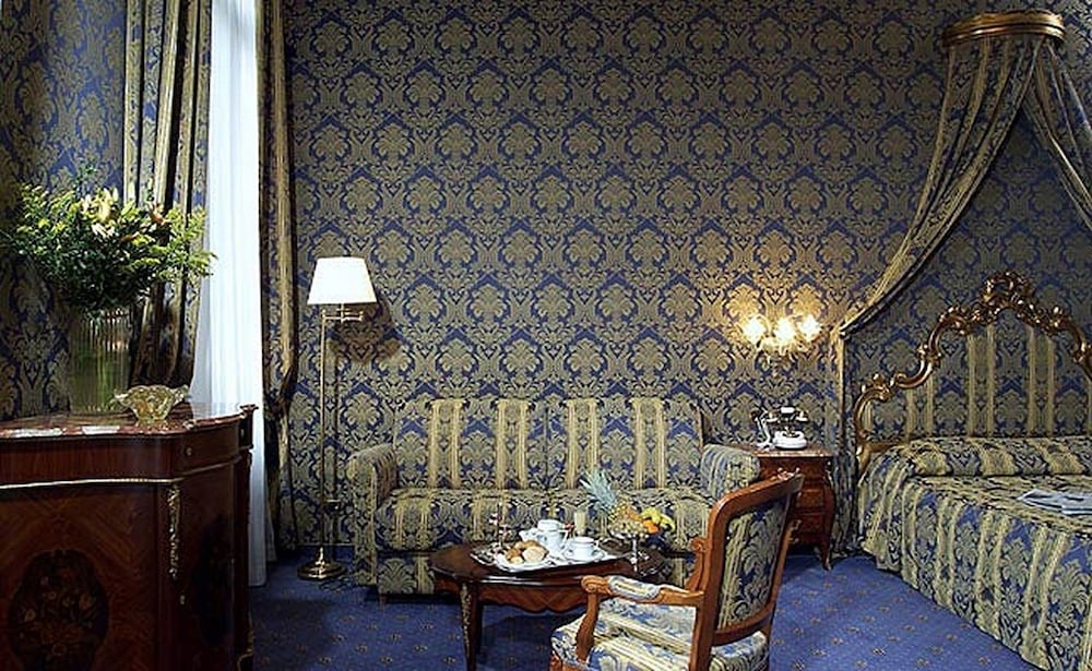 Hotel Al Ponte Antico 28/48