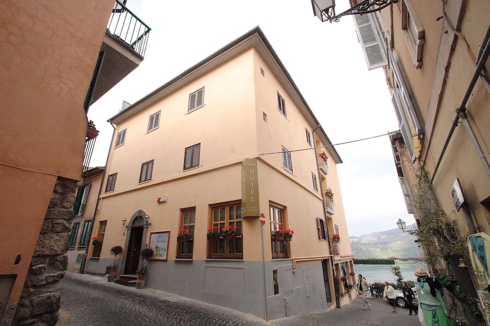 Castel Gandolfo 5/100