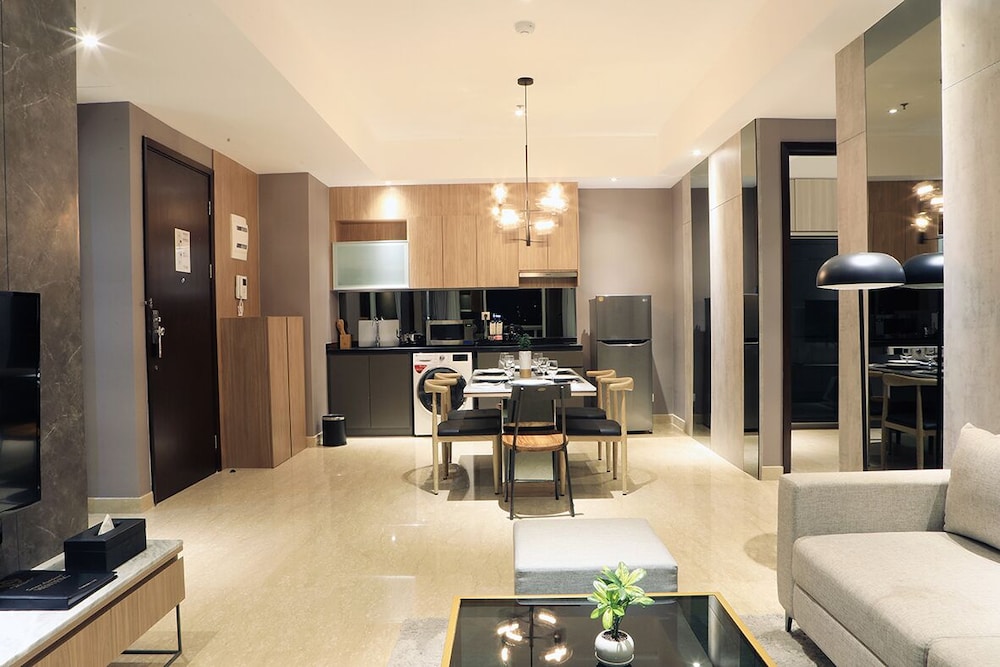 Menteng Park Exclusive Emerald 44/68