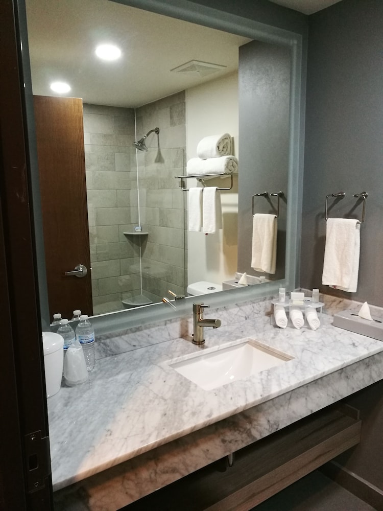 Holiday Inn Express And Suites Ciudad Obregon 24/77