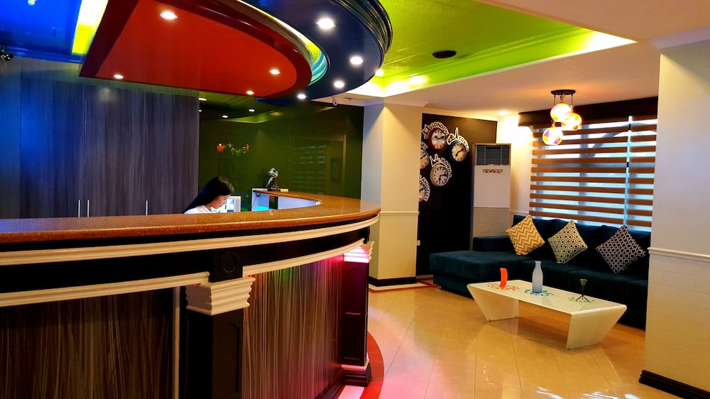 950 Condotel 42/58
