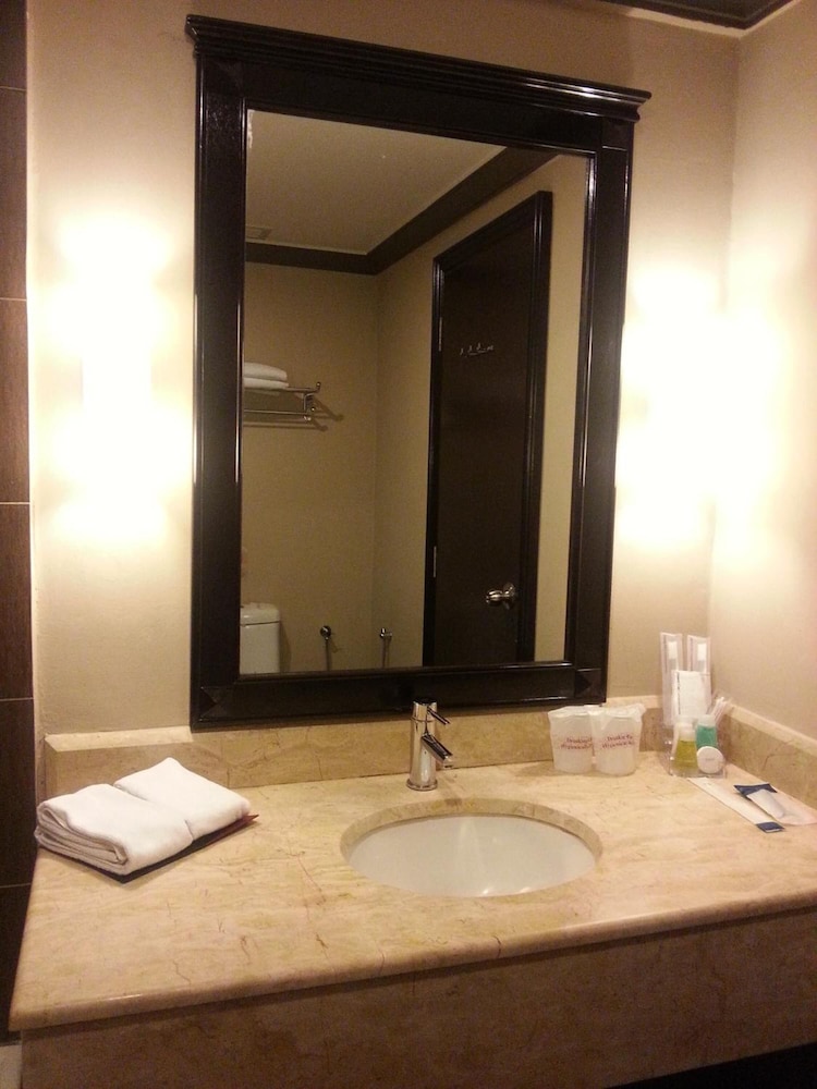 Kingston Hotel 9 @ Jonker Street, Melaka 52/54
