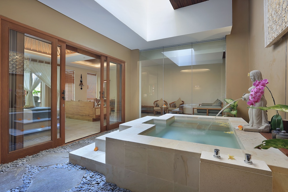 The Sankara Suites & Villas 27/73