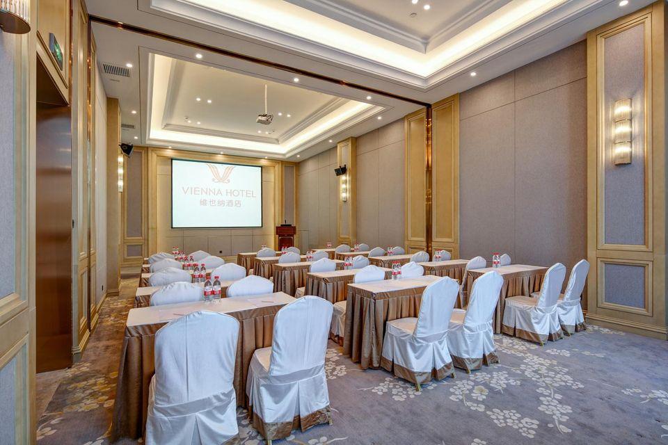 Vienna Hotel (Xi'an Qujiang Datang never night city) 29/40