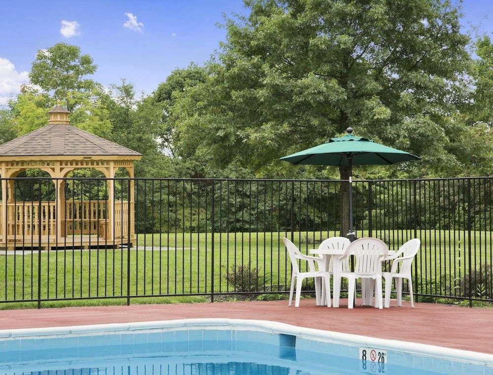 Baymont By Wyndham Salem Roanoke Area 23/25