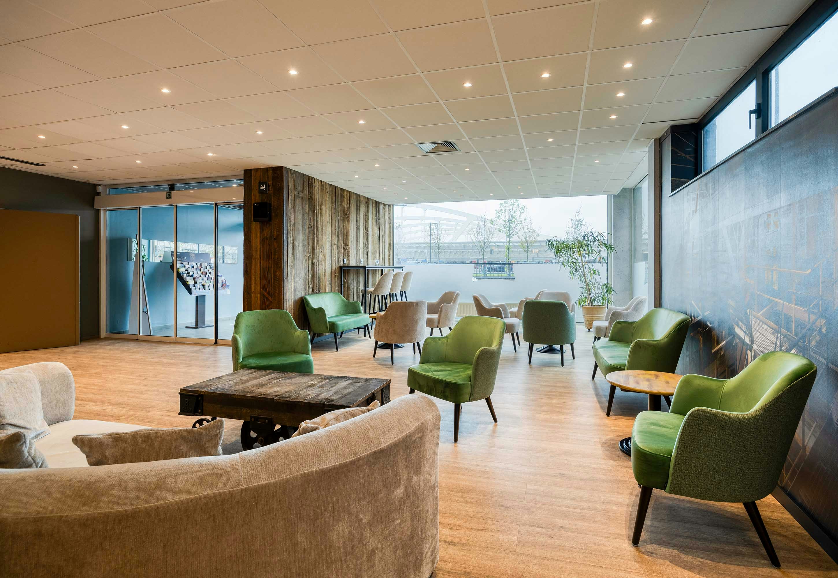 B&B Hotel Mons Gare 12/18