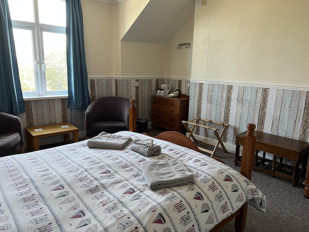 Clarence House Hotel 14/47