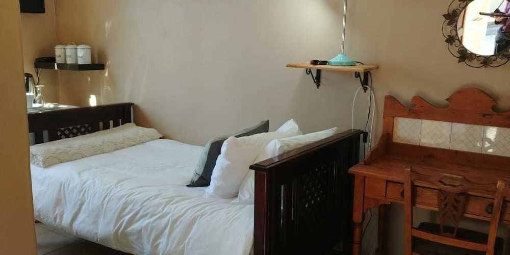 The Fat Mulberry Guesthouse 21/45