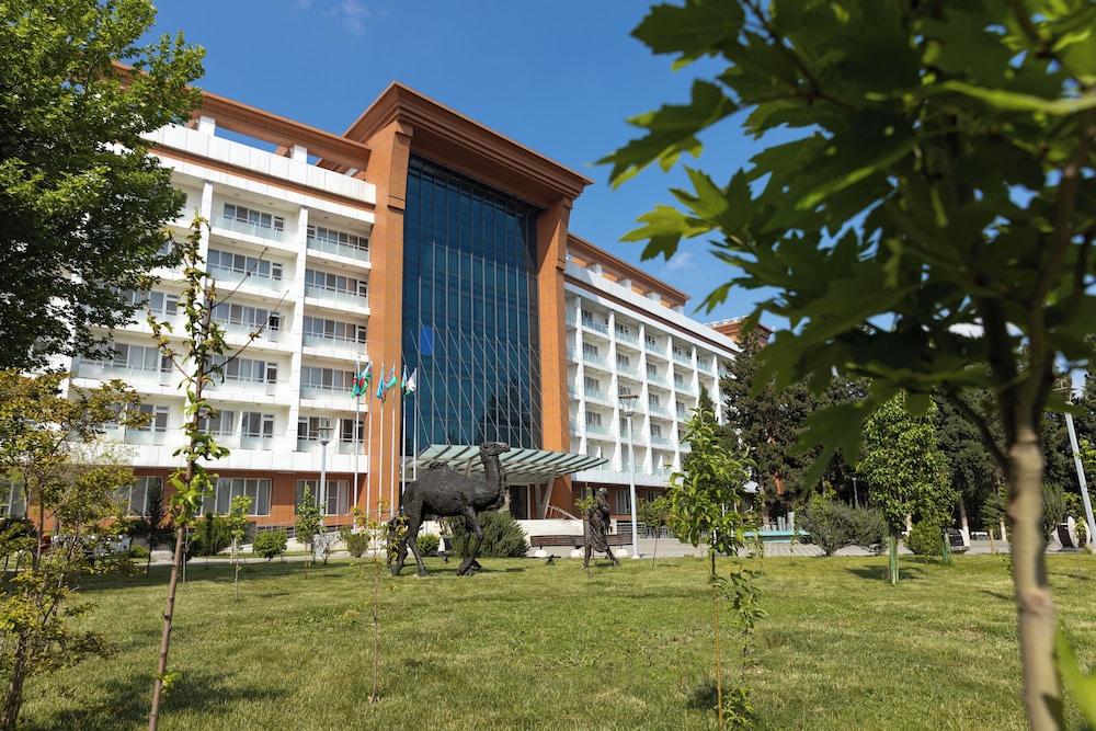 Chinar Hotel & Spa 5/50