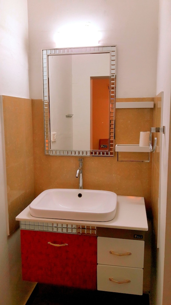 Hotel Fort Kochi Beach Inn 30/72