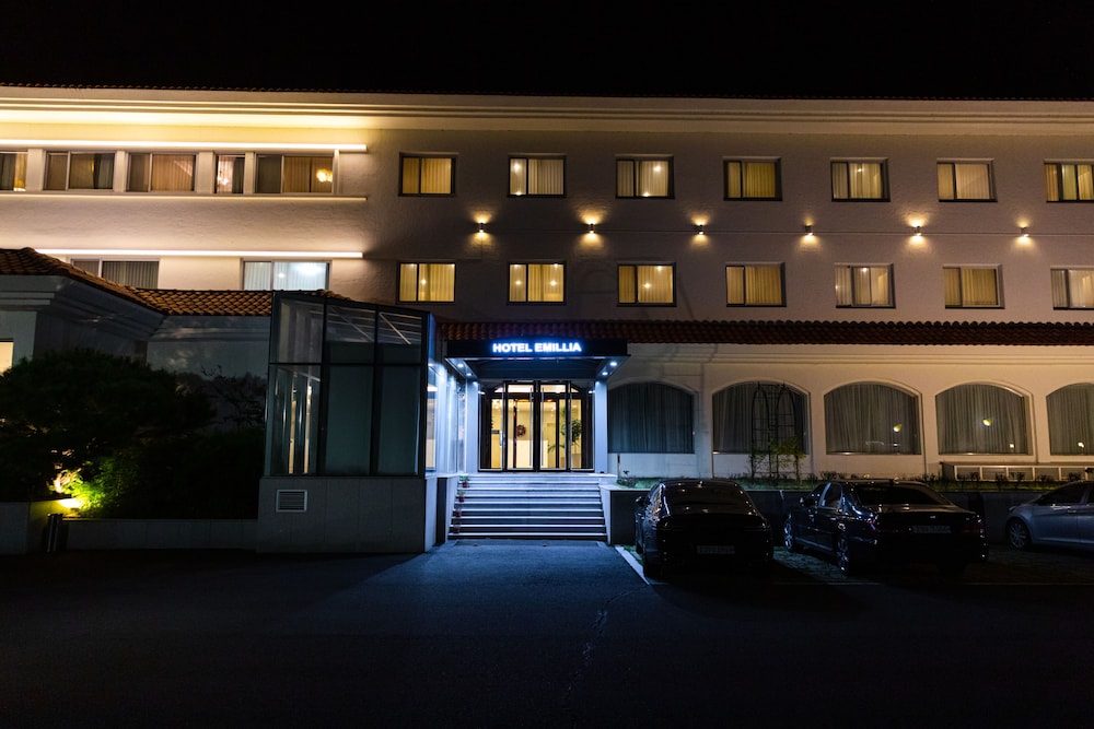 Palgong Emillia Hotel 2/34
