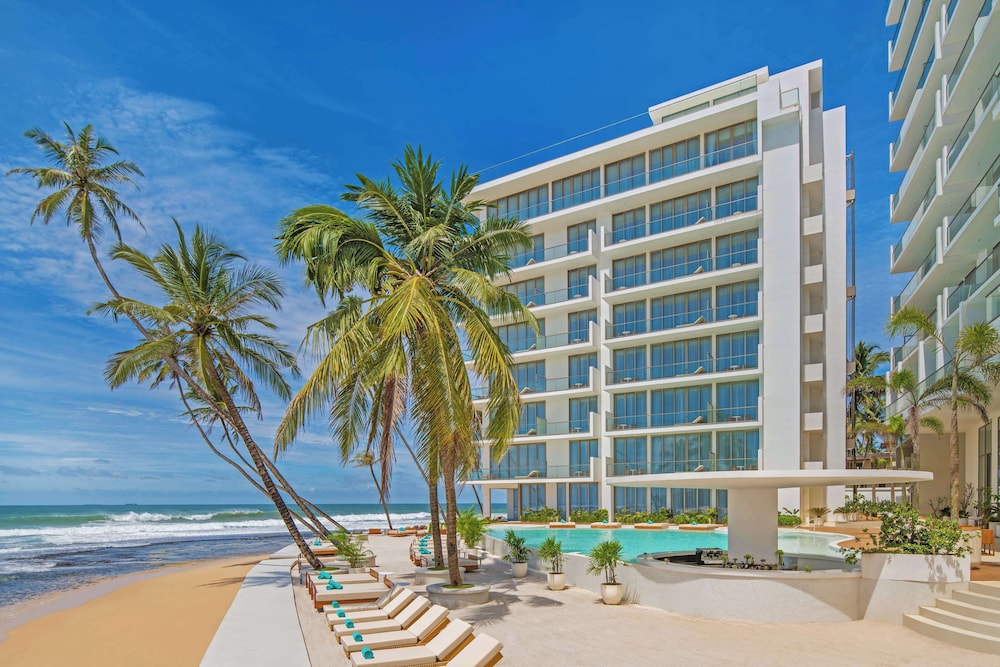 Radisson Collection Resort, Galle in UNAWATUNA